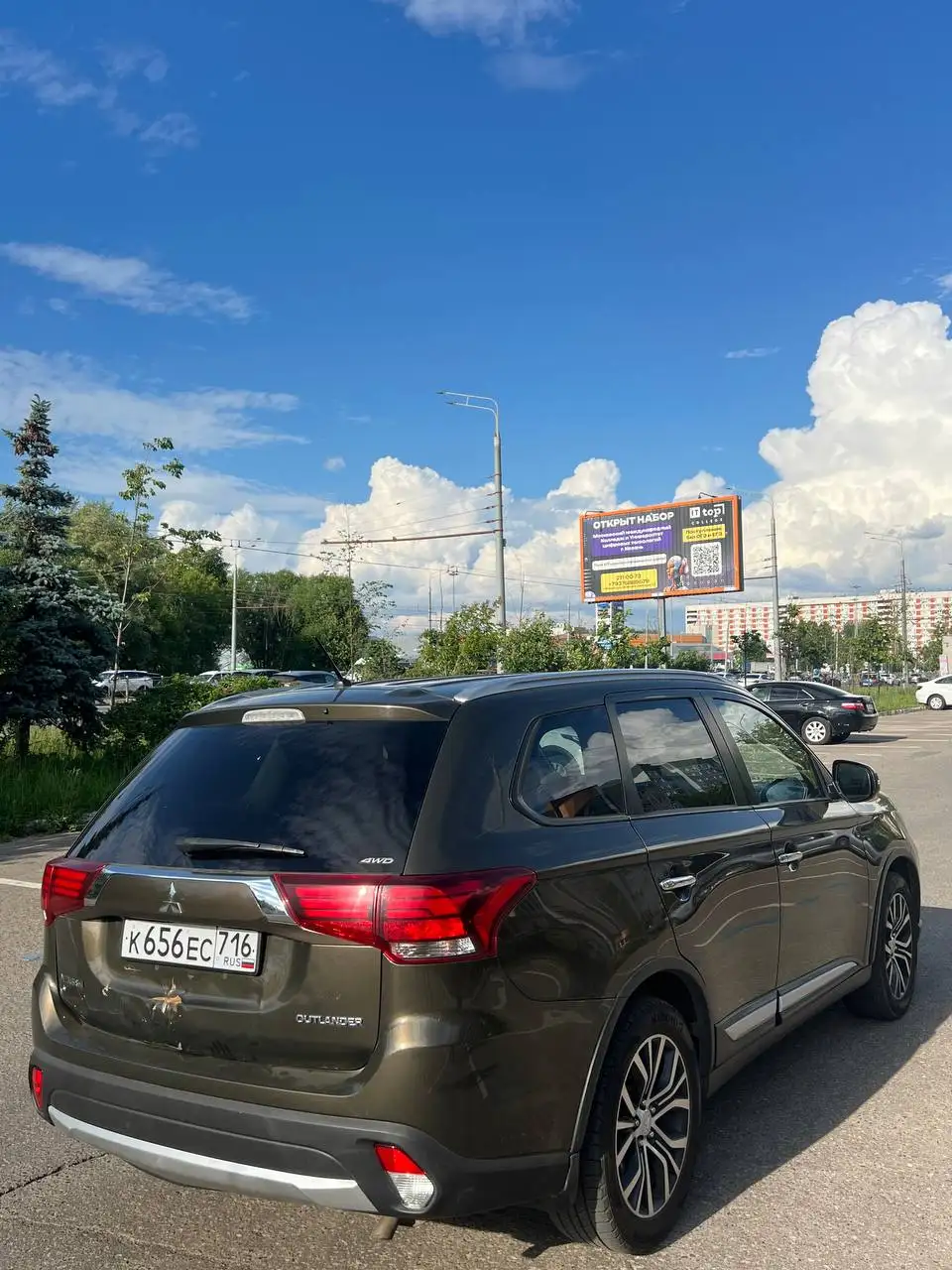 Mitsubishi Outlander 2016 2.4 AWD - Легковые автомобили (Авто) в Нижний Новгород