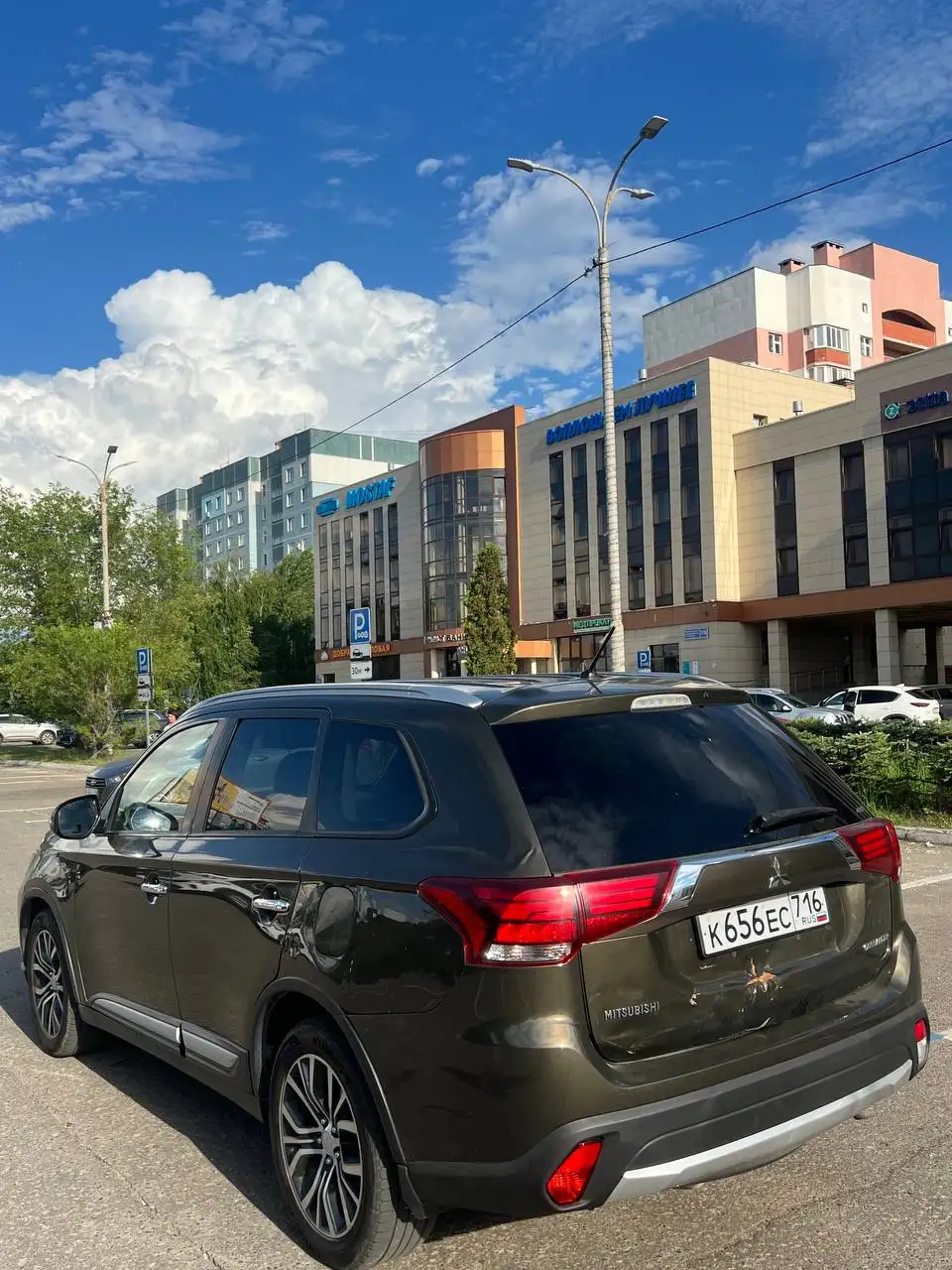 Mitsubishi Outlander 2016 2.4 AWD - Легковые автомобили (Авто) в Нижний Новгород