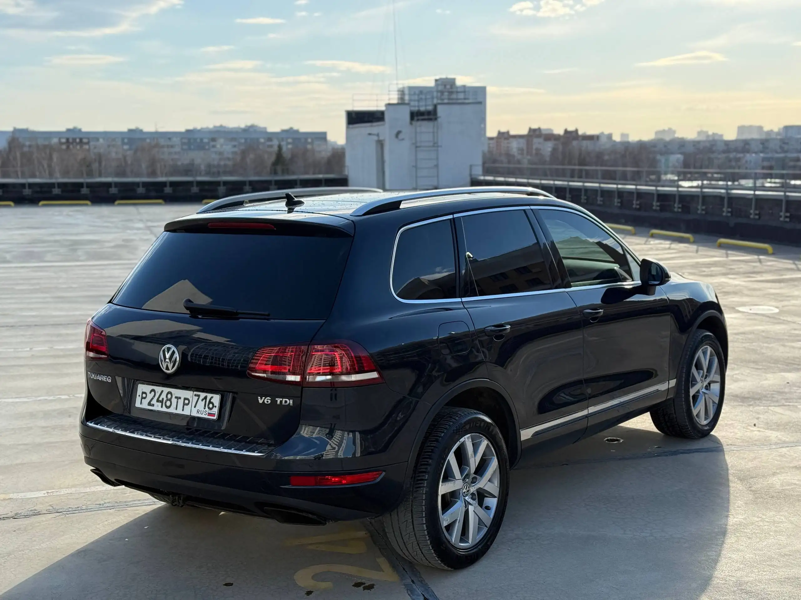 Volkswagen Touareg 2014 дизель - Внедорожники (Авто) в Альметьевск