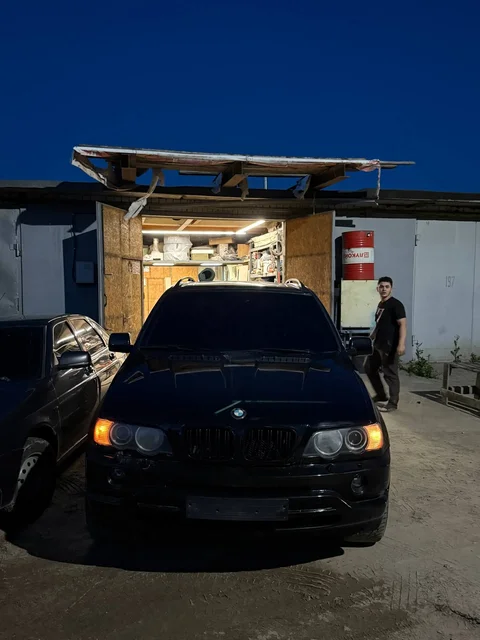 BMW X5 E53 2000 4.4i - Запчасти для ВАЗ в Нижний Новгород