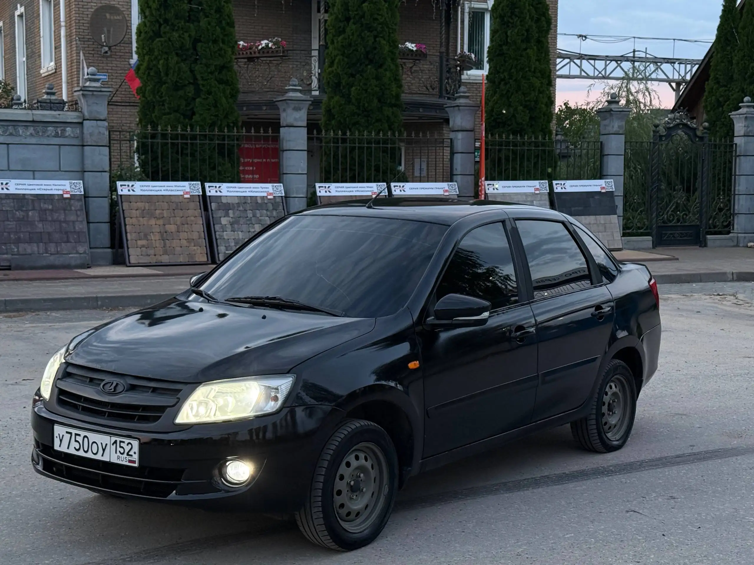 Lada Granta 2013 в максимальной комплектации - Легковые автомобили (Авто) в Нижний Новгород