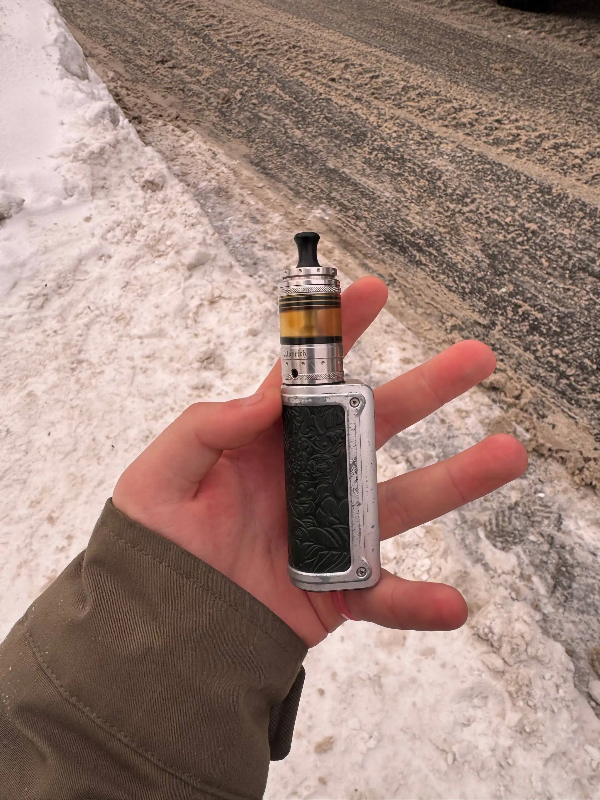 Продам телему мини на альберте - Телефоны (Электроника) в Ижевск