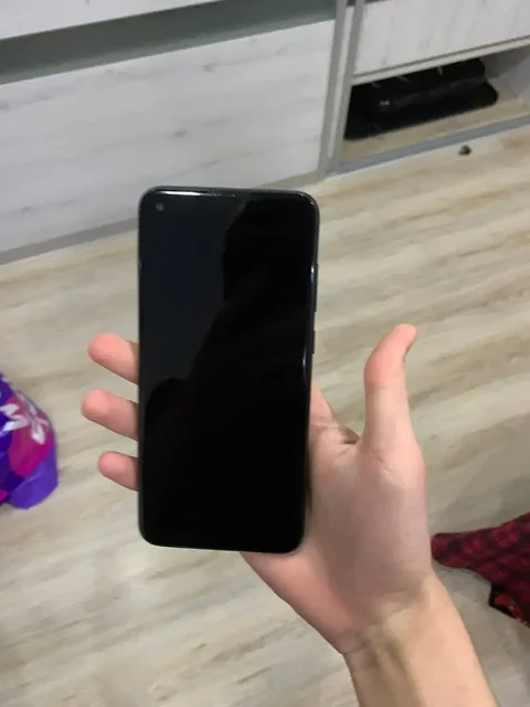 Продам Samsung Galaxy A11 - Электроника в Ижевск