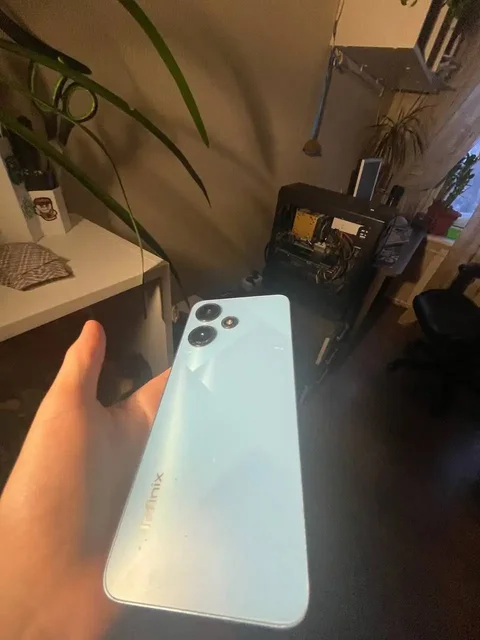 Обмен Infinix Hot 30i на подиум - Вейпы в Ижевск