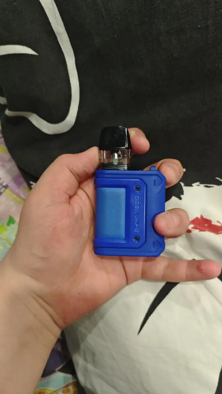 Продам Хиро q синего цвета с шопа картриджем 5/5 - Вейпы (Электроника) в Ижевск