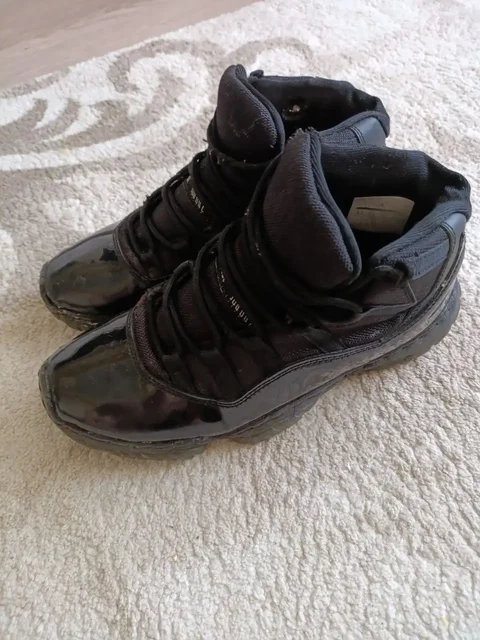 Продам ремень Hermes и Jordan 11 - Разное в Ижевск