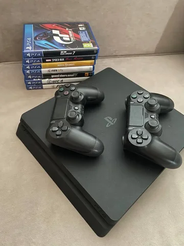 Продам PS4 Slim 500GB с 7 играми и двумя геймпадами - VR-очки в Ижевск