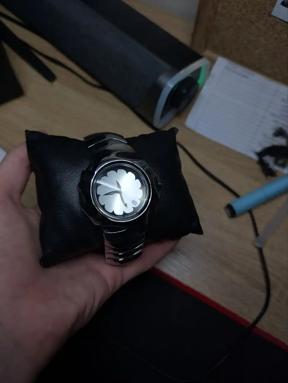 Продам часы Oakley Type