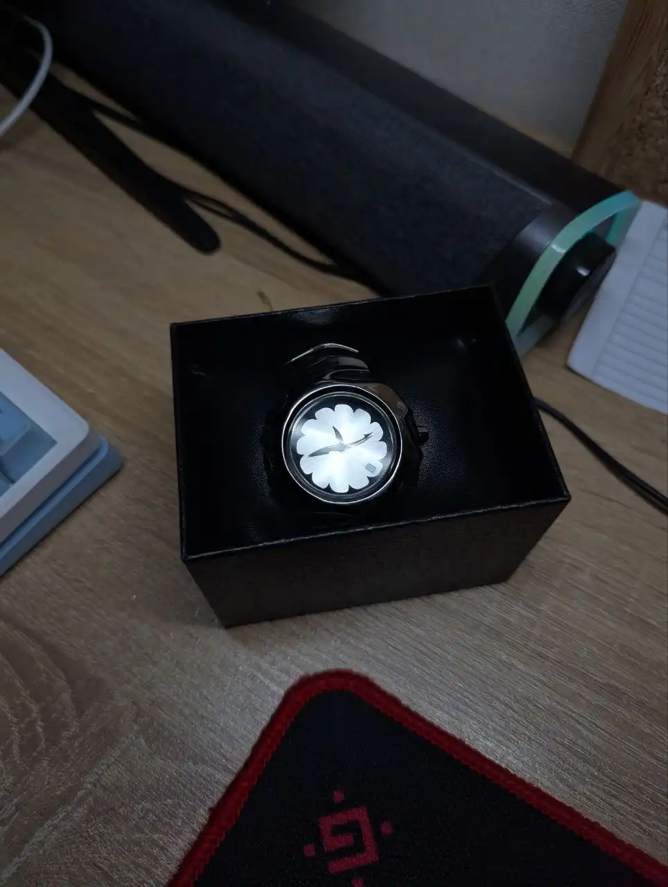 Продам часы Oakley Type