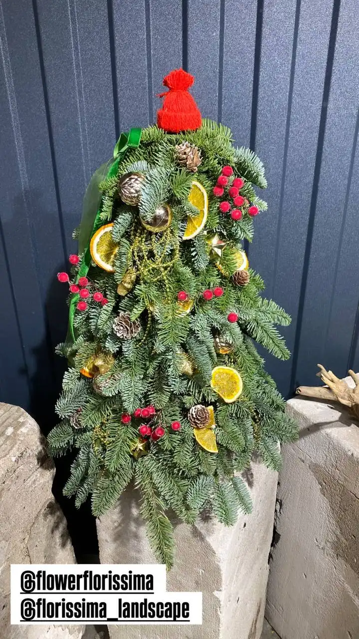 Букет и новогодняя композиция от Флориссима