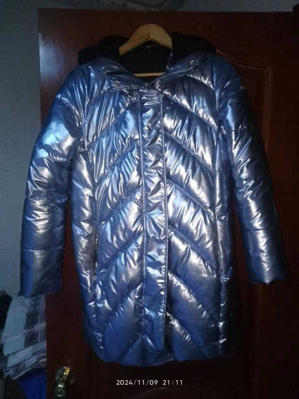 Продам пуховик размер 46, б/у один сезон