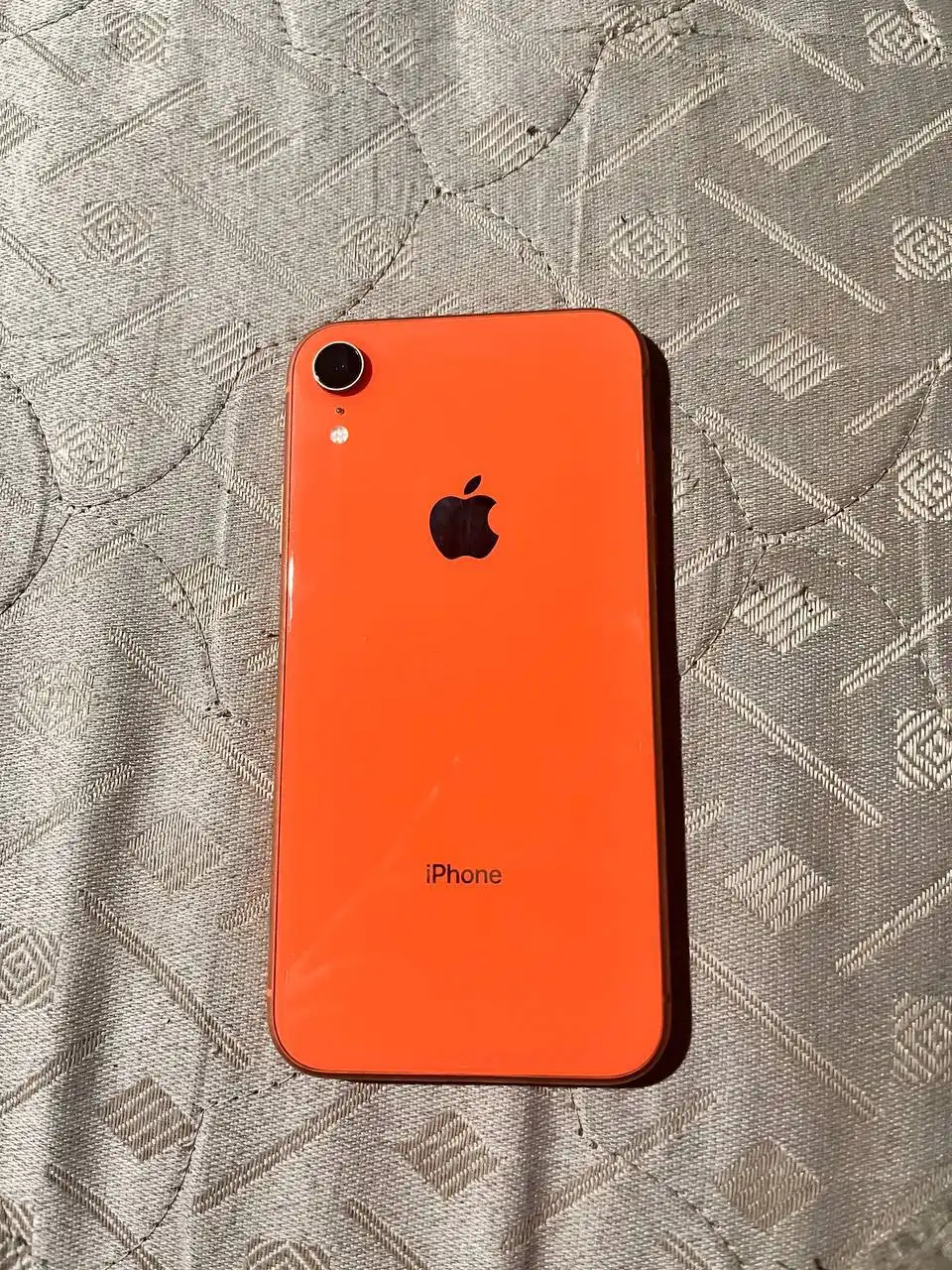 Продам или обменяю iPhone XR