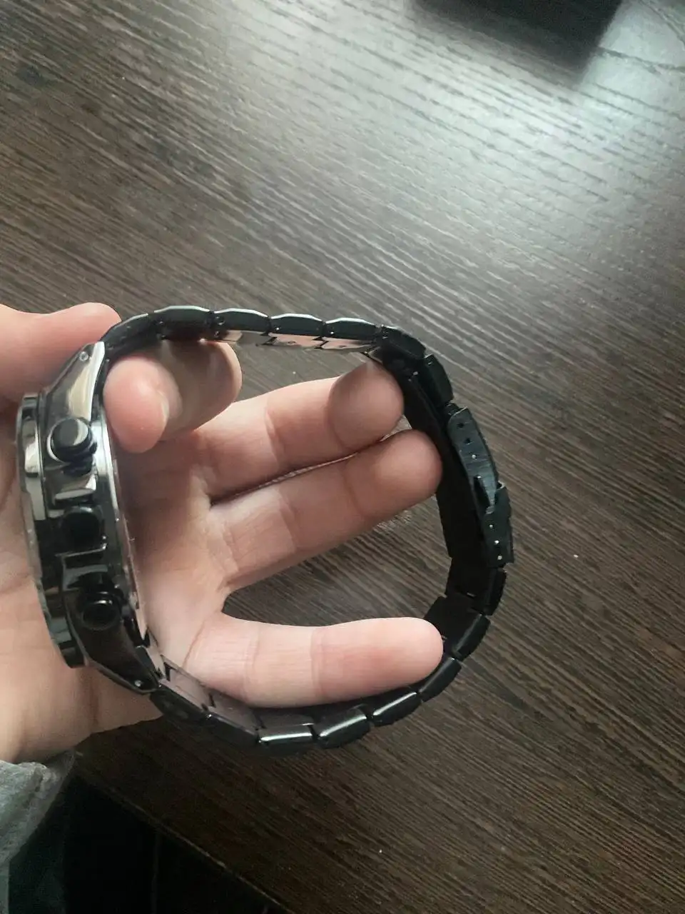 Продам новые мужские часы Edifice