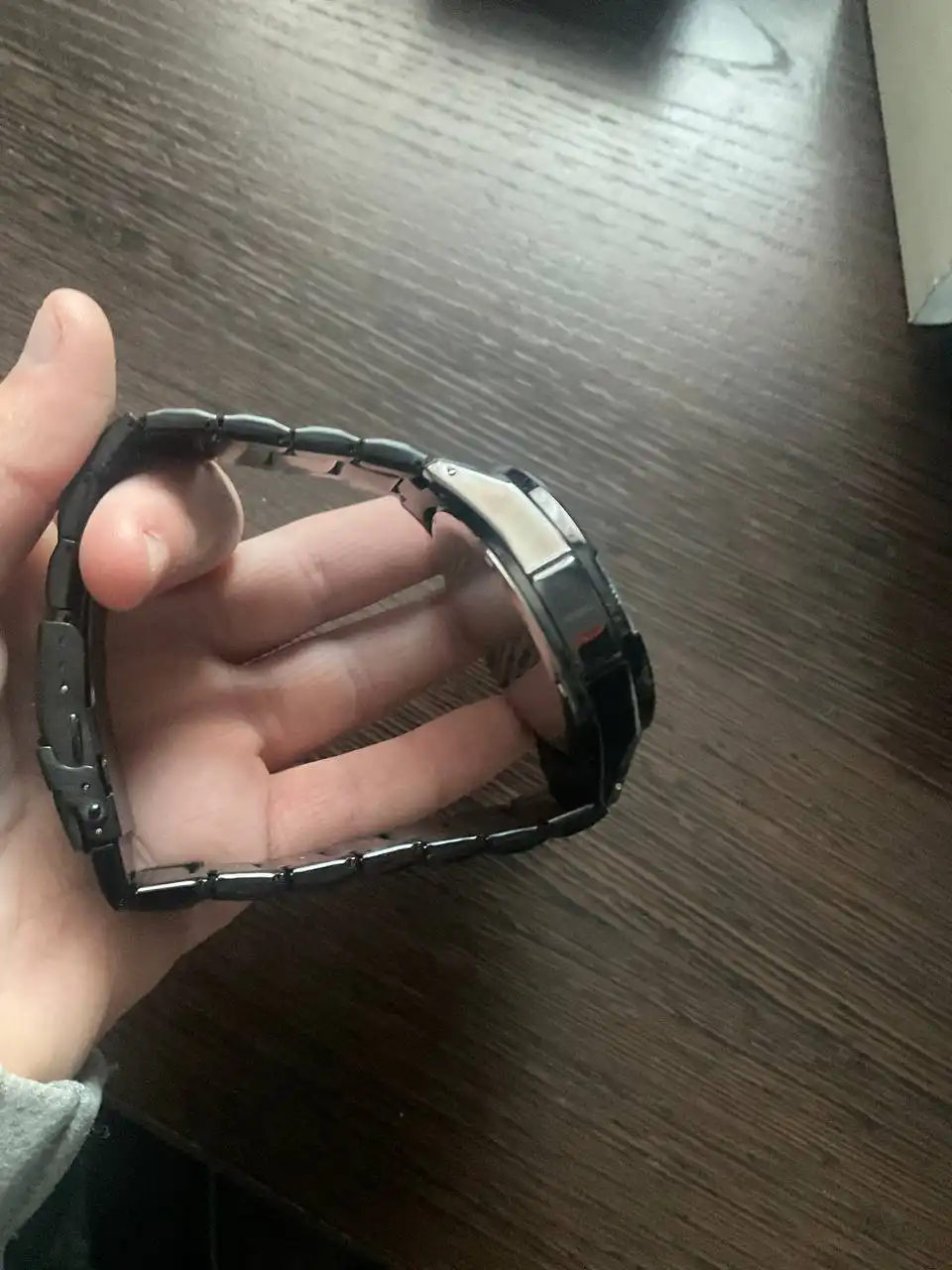 Продам новые мужские часы Edifice