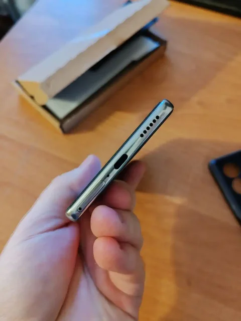 Продам смартфон с быстрой зарядкой, 256 ГБ памяти - частное объявление в Чита