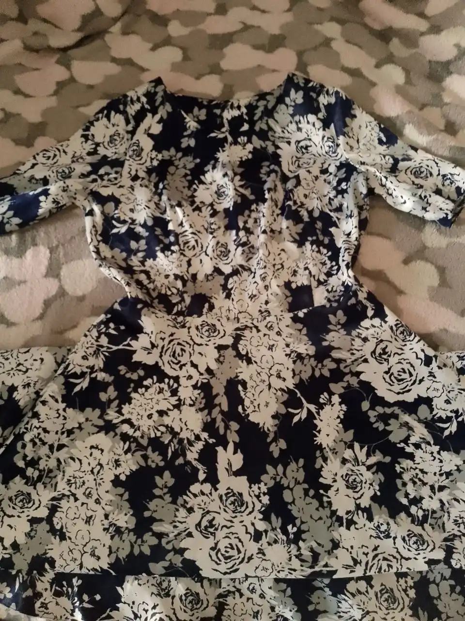 Продажа женской одежды и обуви