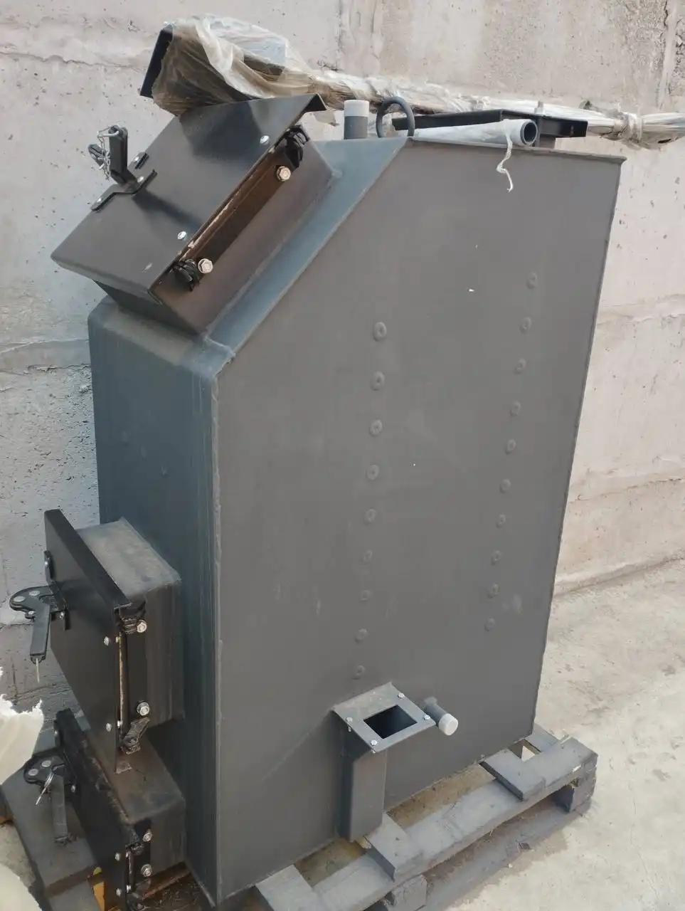 Котёл полуавтомат длительного горения