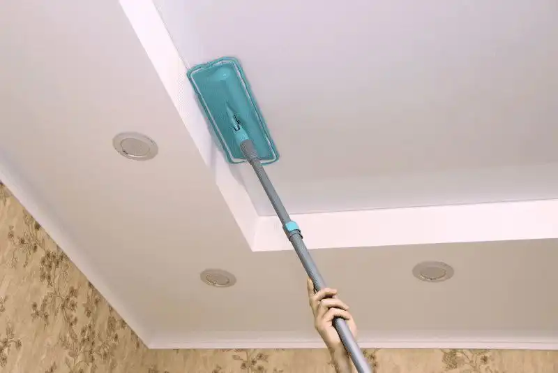 Услуги по мойке потолков для пенсионеров и инвалидов