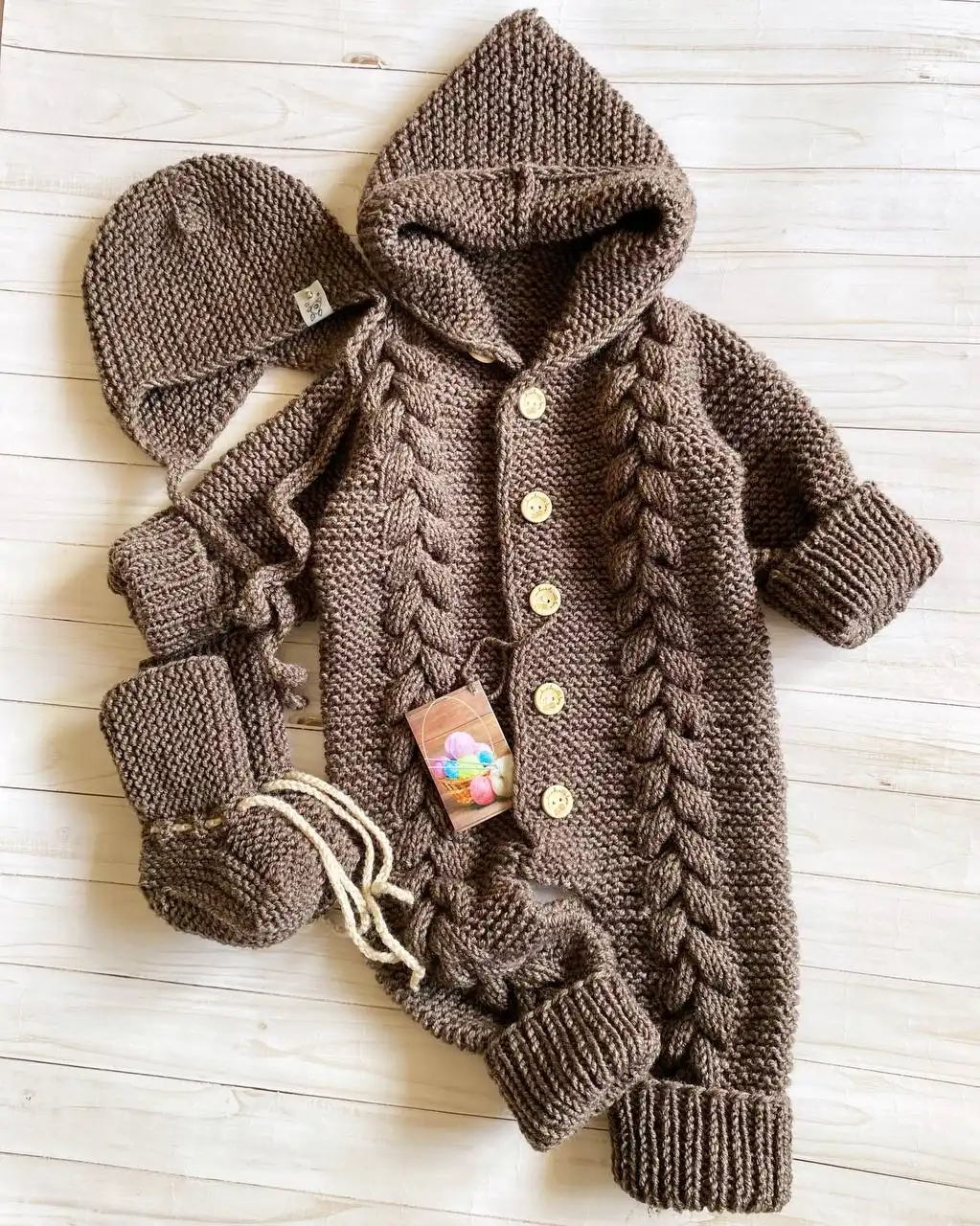 Вязаная одежда для малышей