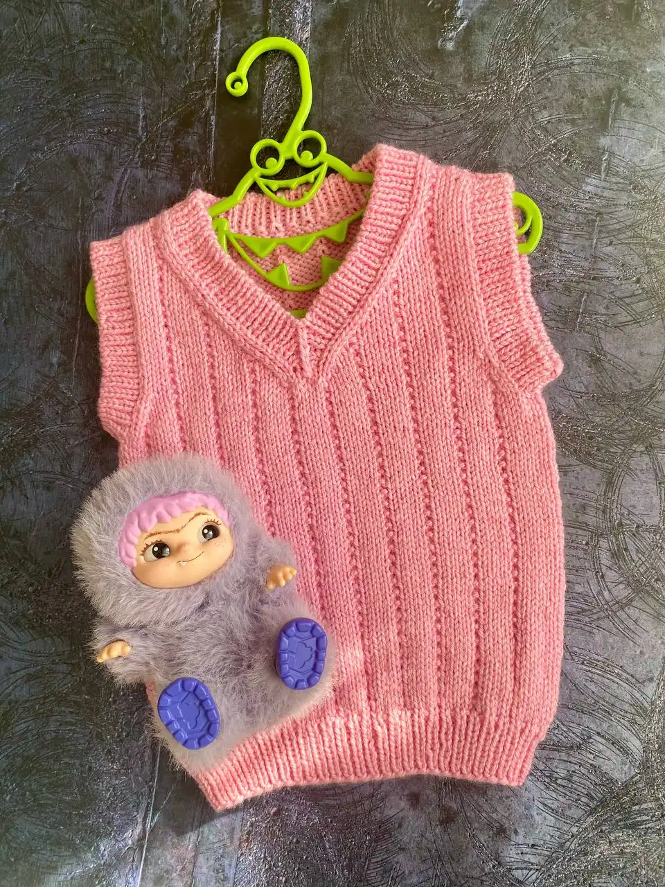 Вязаная одежда для малышей