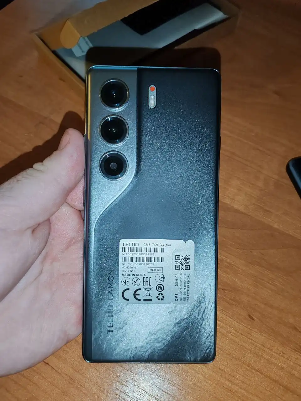 Продам смартфон в отличном состоянии