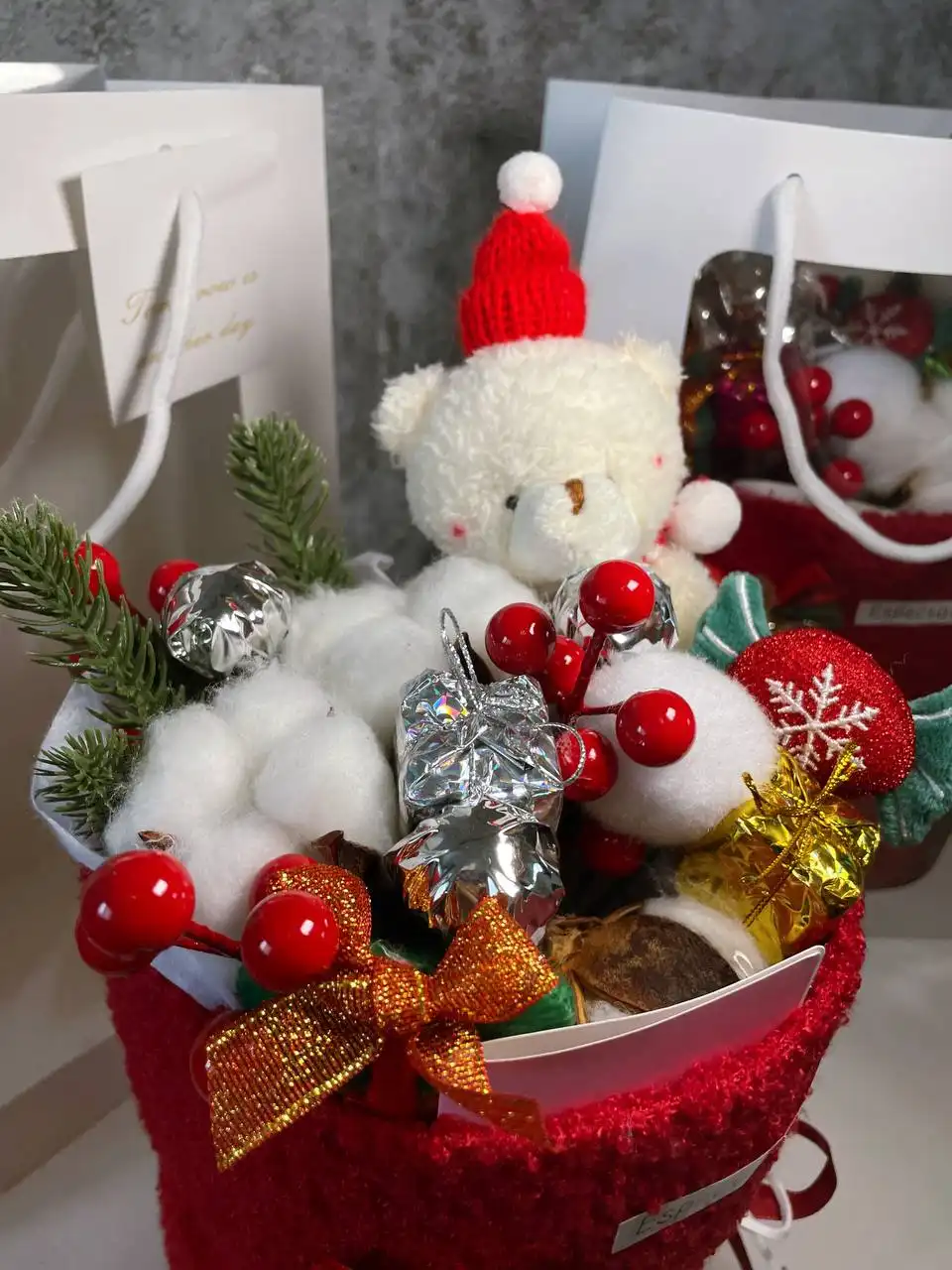 Новогодние букеты в наличии