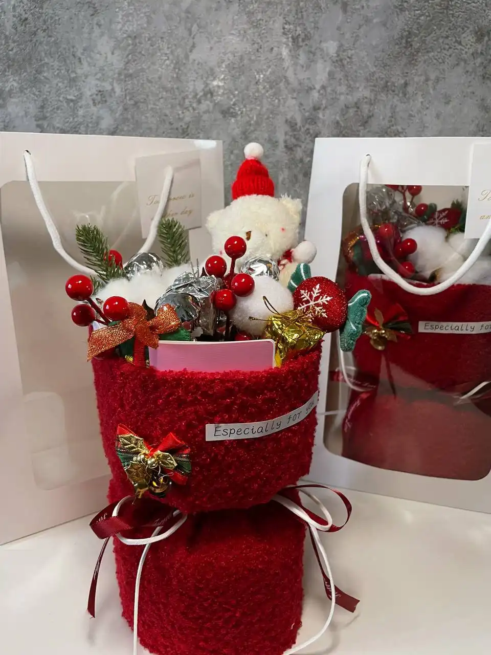 Новогодние букеты в наличии