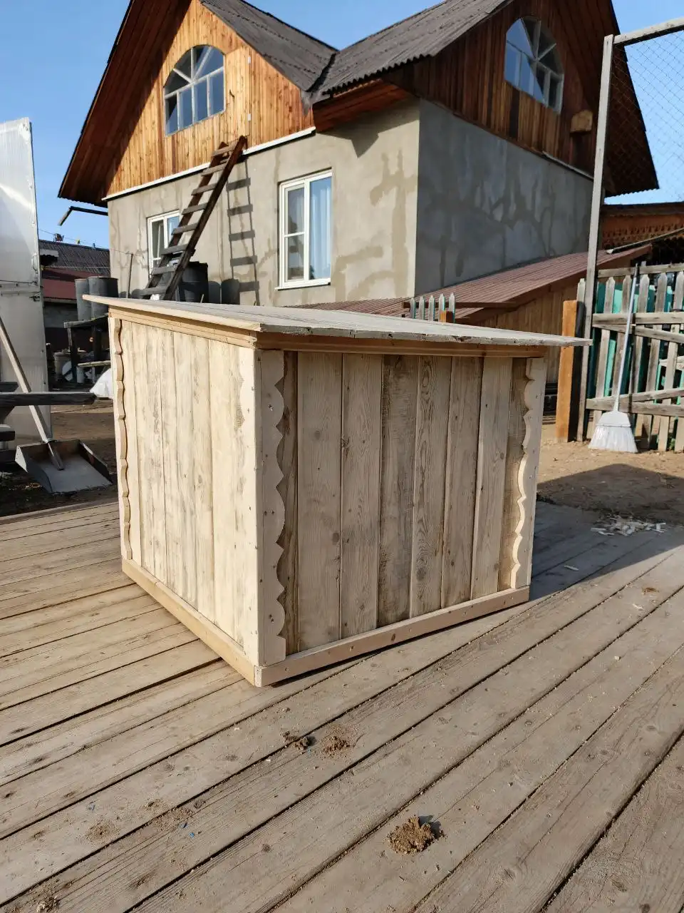 Продам будку для большой собаки