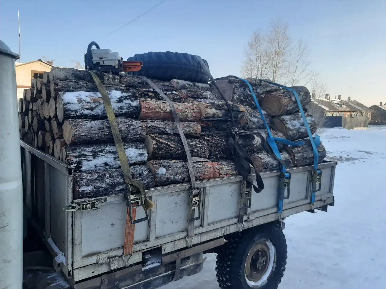 Продам детские вещи и игрушки в Чите