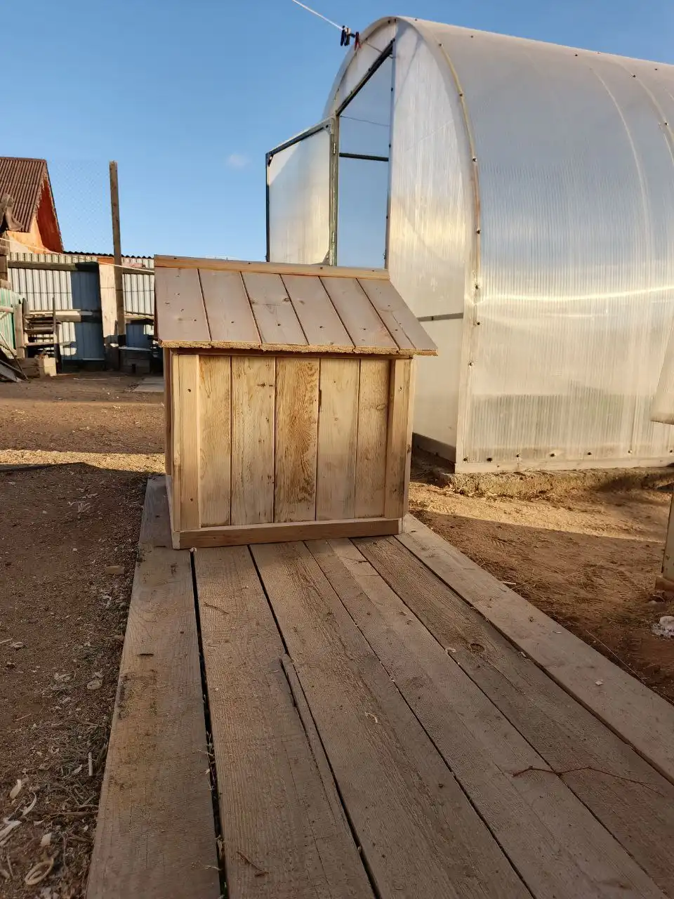 Продам будку для маленькой собаки - Товары для детей в Чита