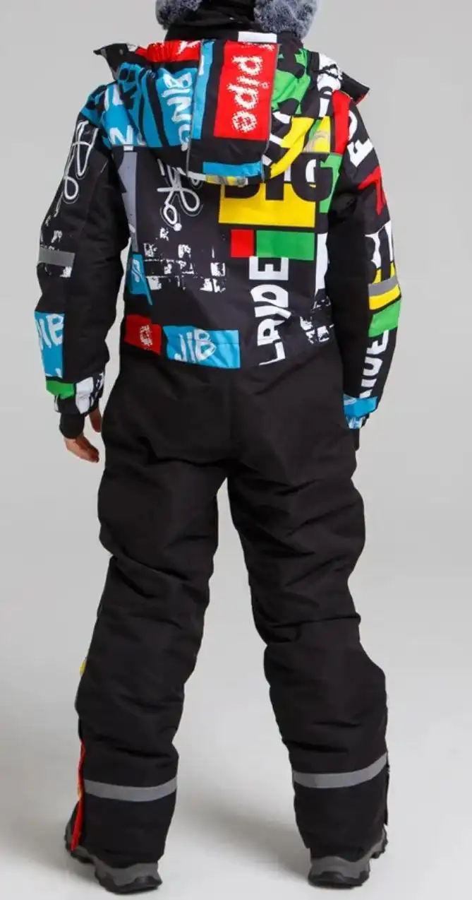 Продам комбинезон на рост 140-150 - Детская одежда (Одежда) в Чита