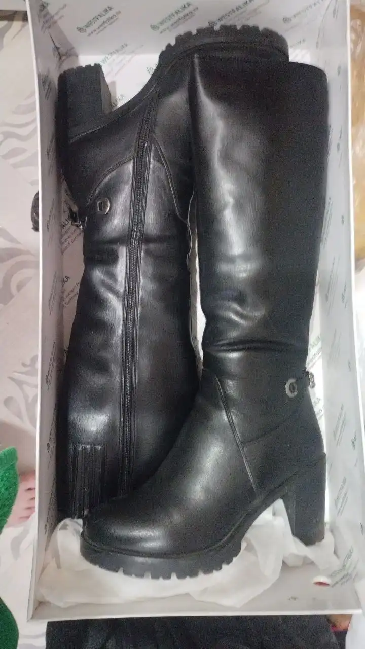 Женские сапоги 38 размер с войлочной стелькой - Обувь (Одежда) в Чита