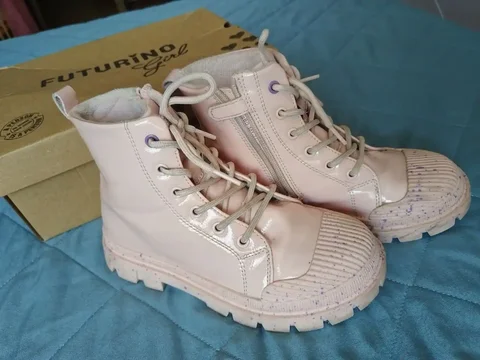 Ботинки демисезонные Futurino размер 33 - Часы в Чита
