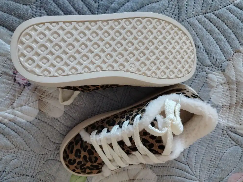 Продажа куртки, кроссовок и сапог - Верхняя одежда, обувь (Одежда) в Чита