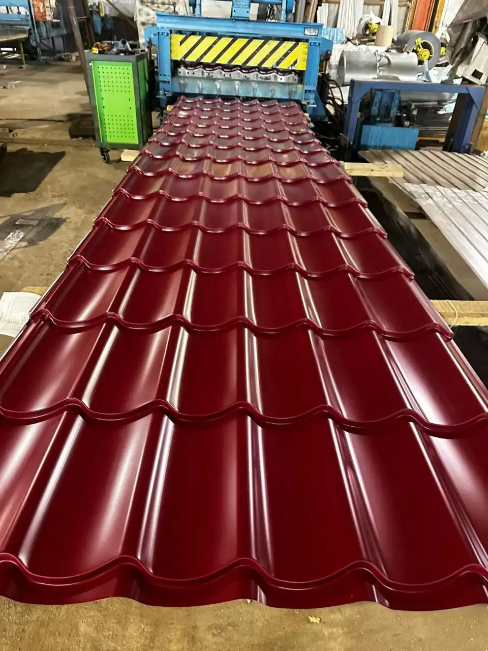 Металлочерепица Супермонтерей по индивидуальным размерам - Кровельные материалы (Для дома и дачи) в Чита