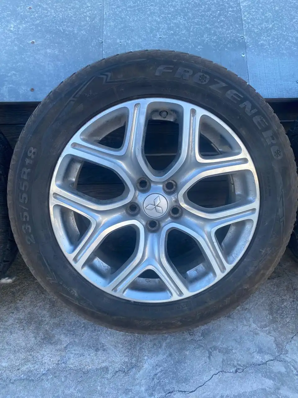 Продажа зимней резины из Японии - Шины (Запчасти) в Чита