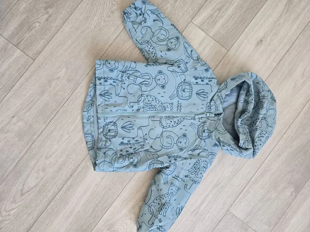 Продам ветровку размер 80 - частное объявление в Чита