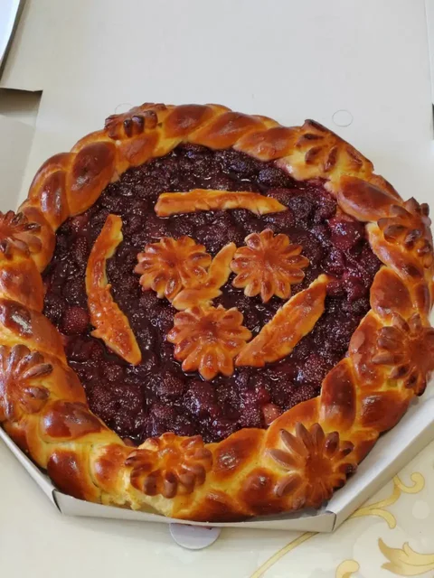 Пироги сдобные к 8 марта - Подарки в Чита