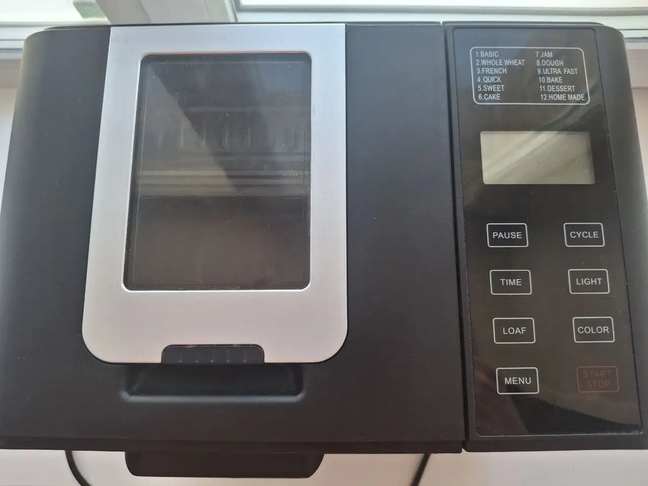 Продам хлебопечку Gorenje с небольшим дефектом корпуса - Кухонная техника (Барахолка) в Чита