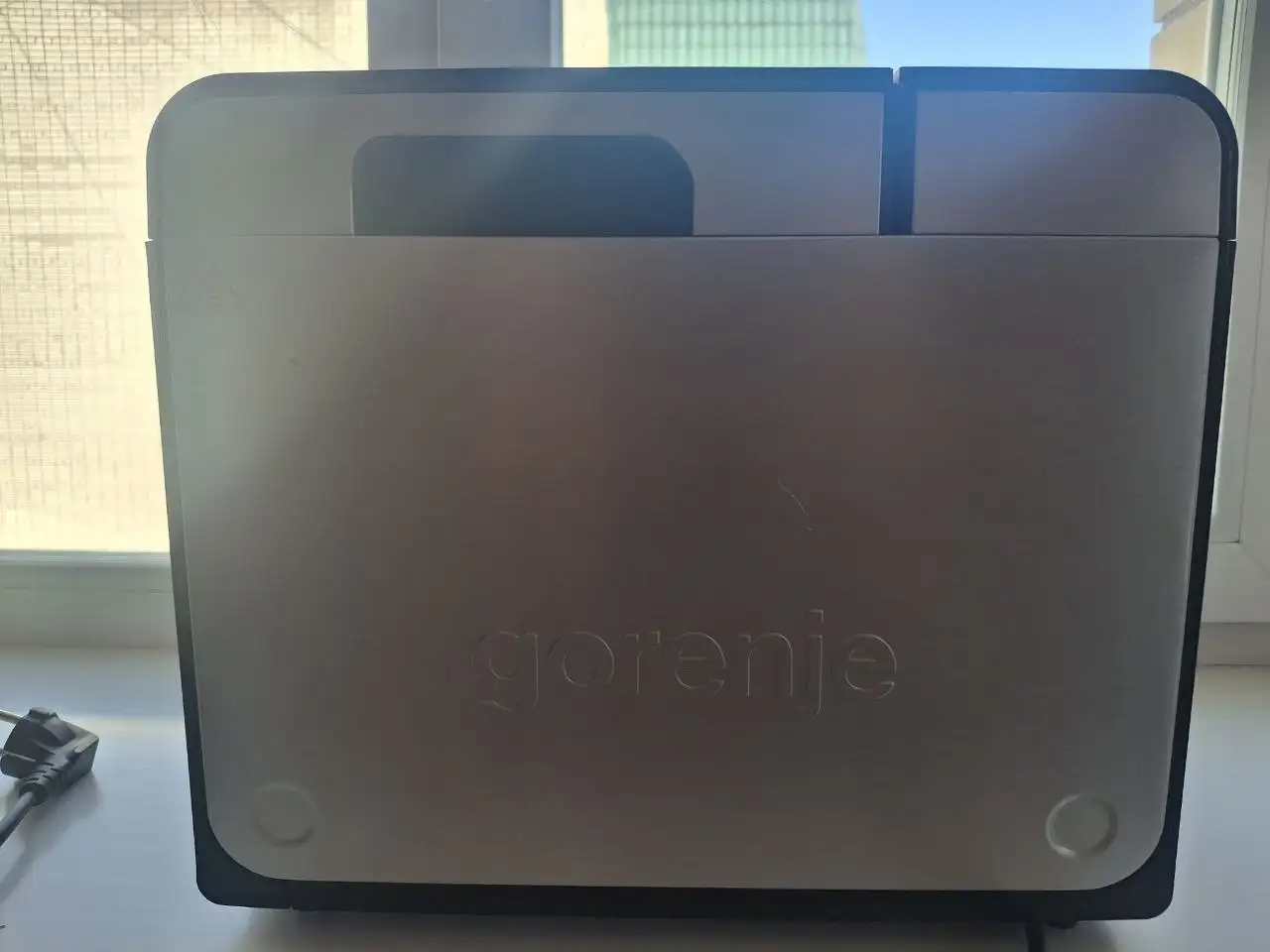 Продам хлебопечку Gorenje с небольшим дефектом корпуса - Кухонная техника (Барахолка) в Чита