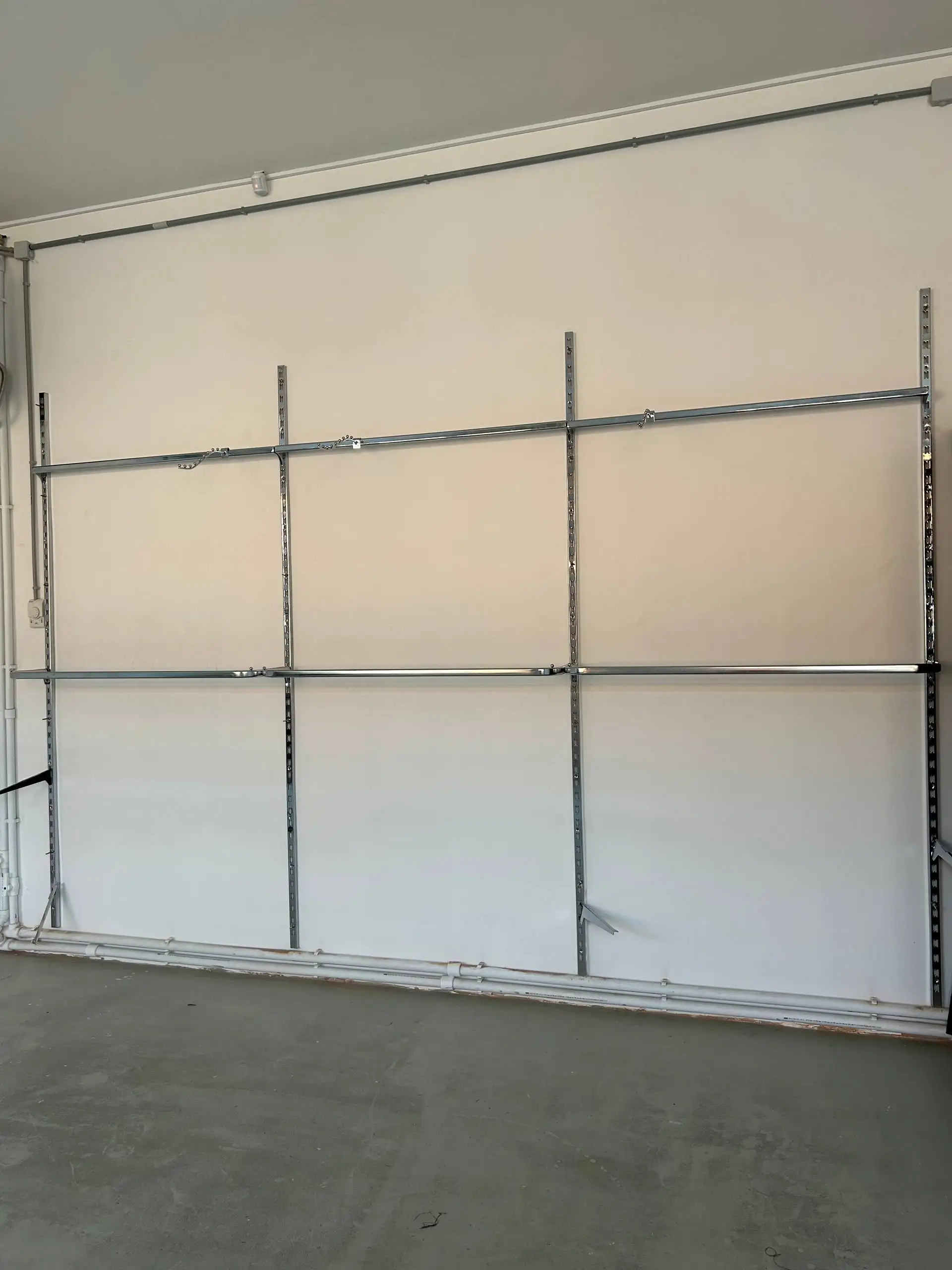 Продажа нового ресепшена и примерочных - Барахолка в Чита