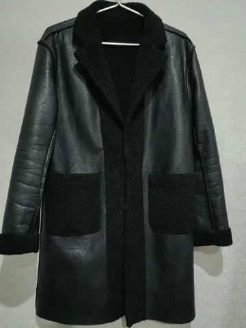 Продам мужскую куртку черного цвета - Взрослая одежда в Чита