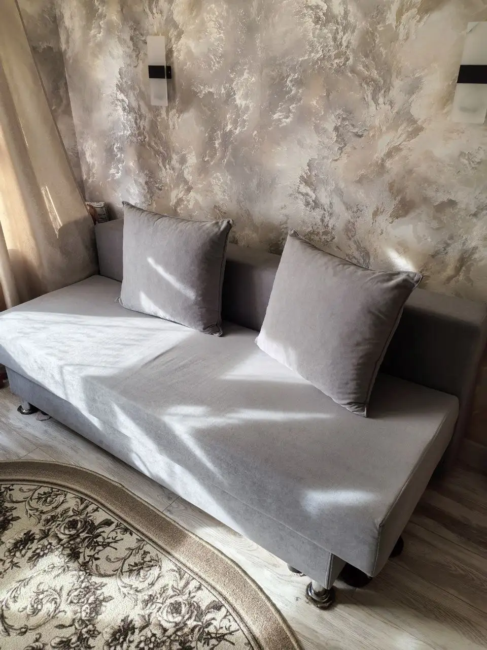 Продам новый диван в отличном состоянии - Мебель (Для дома и дачи) в Чита