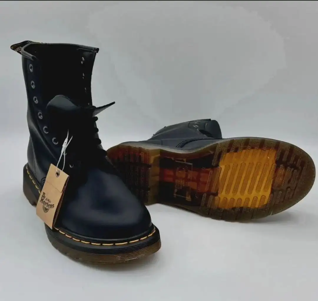 Продам Dr. Martens с Casio и шнурками - Обувь (Одежда) в Чита