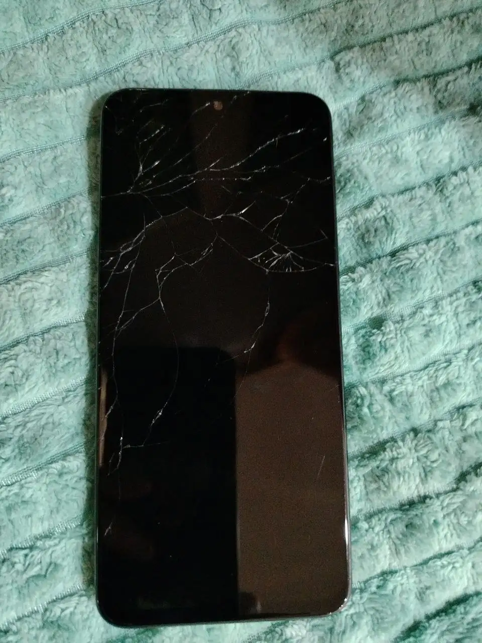 Продам телефон в удовлетворительном состоянии - Телефоны (Электроника) в Чита