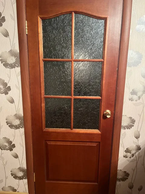 Продажа дверей: распашная 80см и откатная 70см - Электротранспорт в Чита