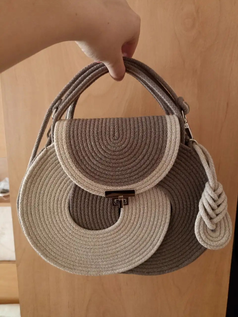 Сумка ручной работы новая 28*22*8 - Сумки (Барахолка) в Чита