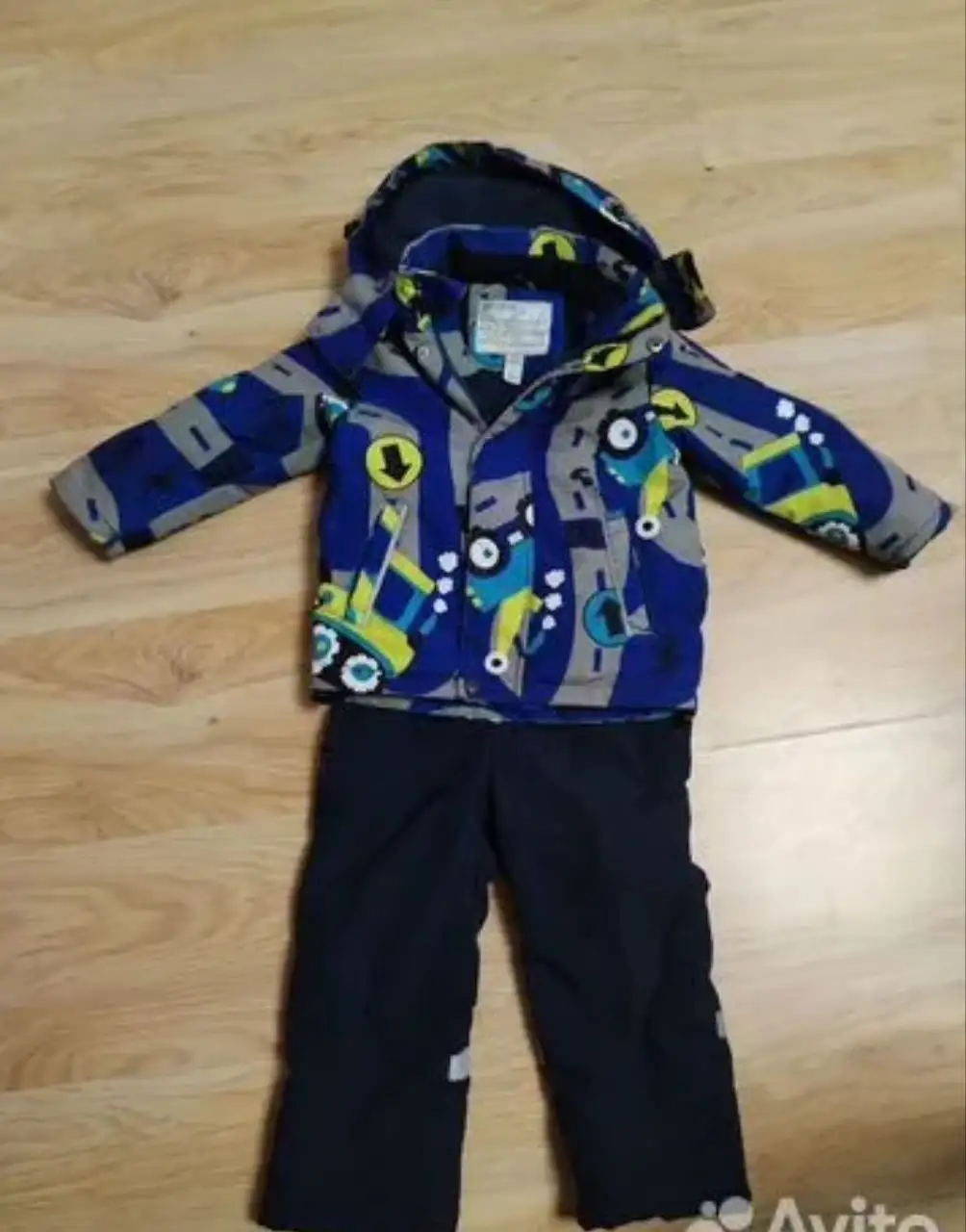 Демисезонный костюм 92 размера - Костюмы (Одежда) в Чита