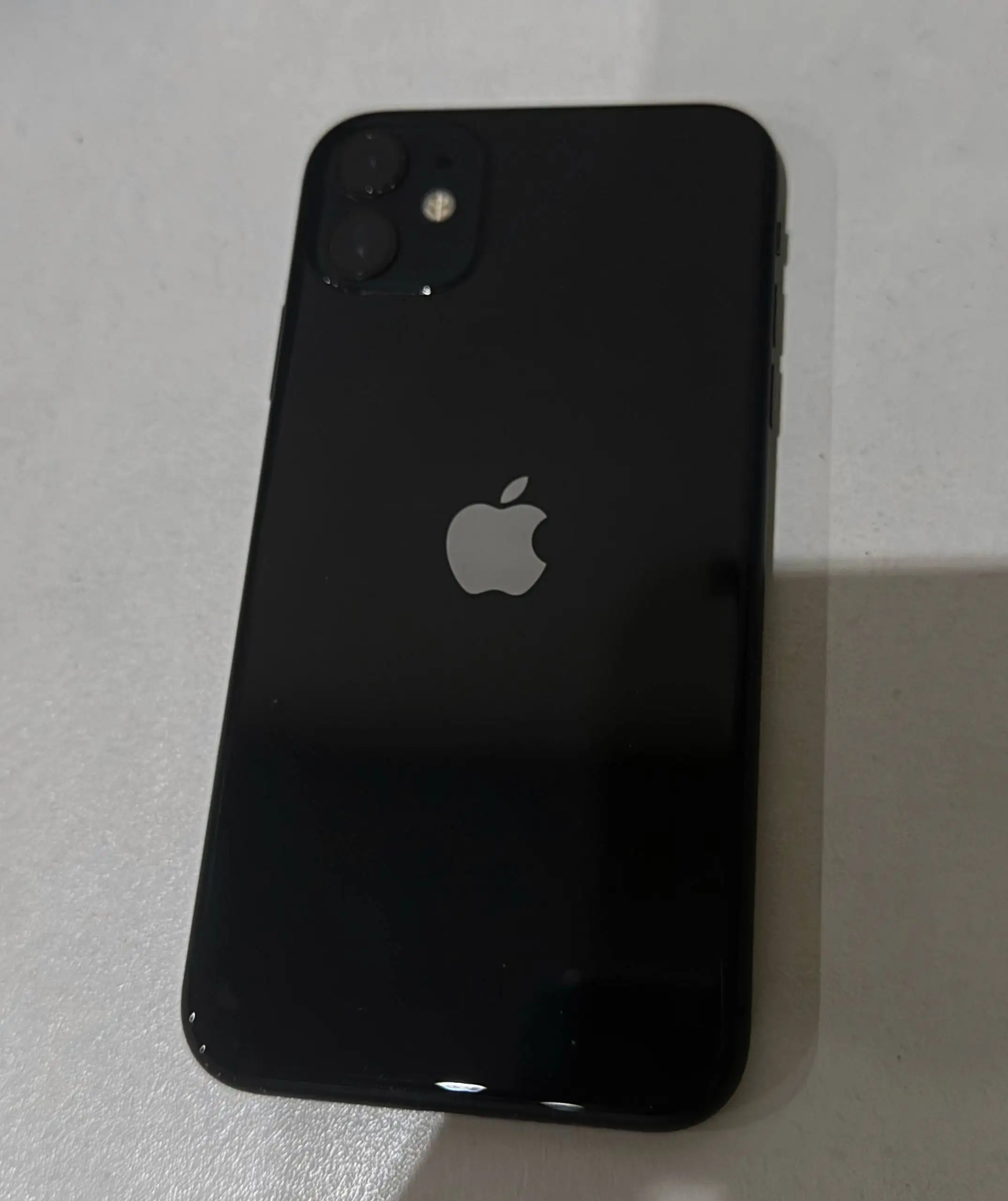 Продам iPhone 11 64 ГБ в отличном состоянии - Смартфоны (Электроника) в Чита