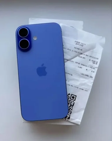 iPhone 16 128GB в отличном состоянии - Фитнес-браслеты в Чита